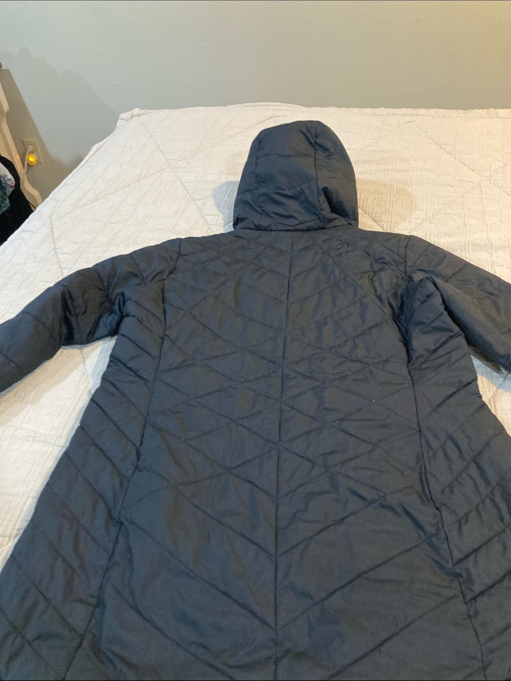 Columbia Women's Black Hooded Quilted Puffer Jacket - Picture 4 of 6